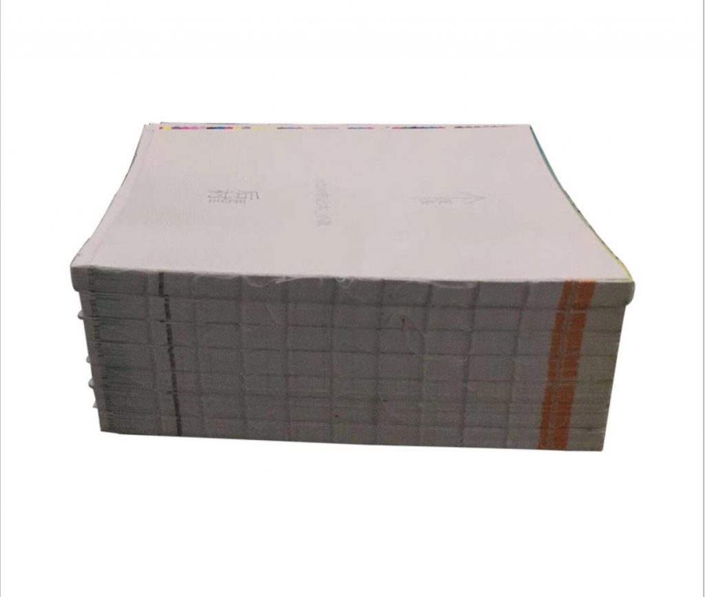 Lote de bloques de libros de encuadernación comercial procesado con la máquina KY-460B