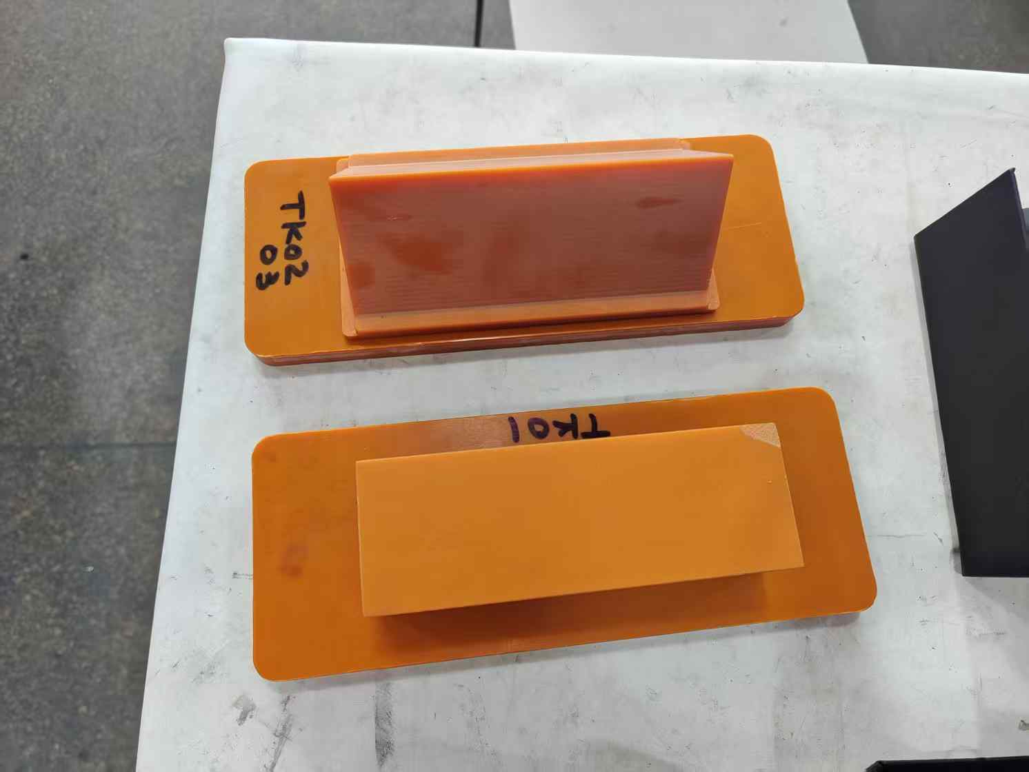 Metal molds used in eyeglass case forming