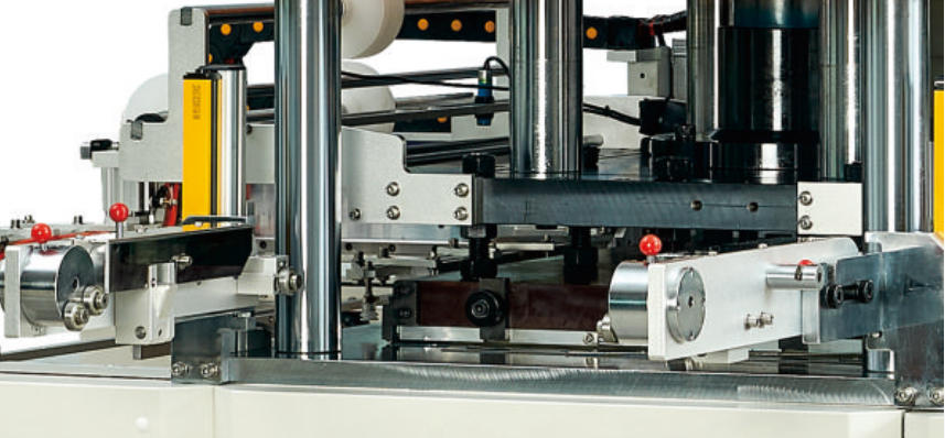 KY-960-20T die change drawer pulled-down position detail